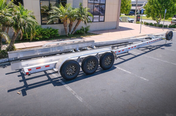 32/34-15000 Triple Axle w/ Brakes